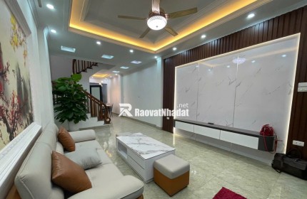 Bán Nhà Hoa Lâm, Việt Hưng Long Biên, 56m2  x 5 tầng, ô tô đỗ cửa, dưới 8,3 tỷ